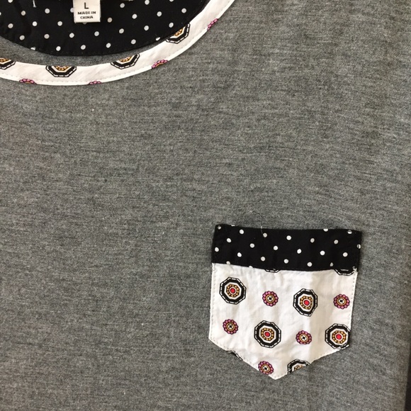 2/$10! Like new Kensie mixed media top - Picture 9 of 12